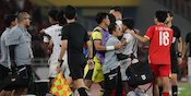 Momen-momen Menarik Vietnam vs Indonesia U-23: Arjuna Disikut, Provokasi Nyeleneh ke Kakang, Keributan Pecah Dua Kali Momen-momen Menarik Vietnam vs Indonesia U-23: Arjuna Disikut, Provokasi Nyeleneh ke Kakang, Keributan Pecah Dua Kali