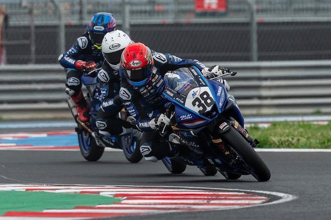 Arai Agaska Naik ke Peringkat 3 Klasemen Pembalap Arai Agaska Naik ke Peringkat 3 Klasemen Pembalap