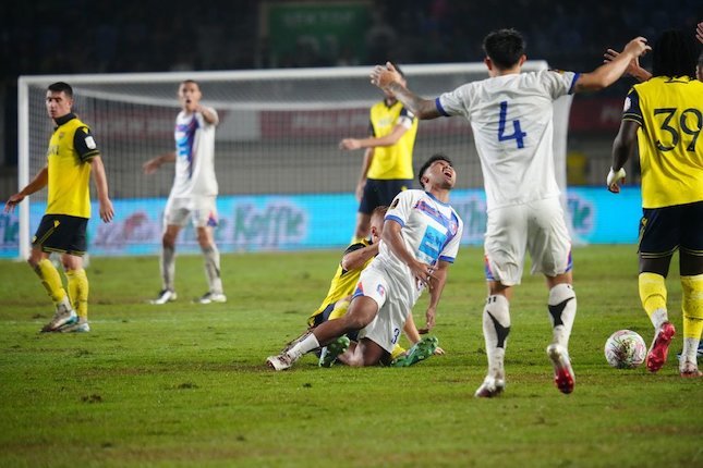 Babak Kedua Oxford United vs Port FC