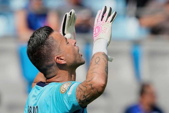 Fabio dan Thiago Silva: Dua Legenda yang Masih Perkasa