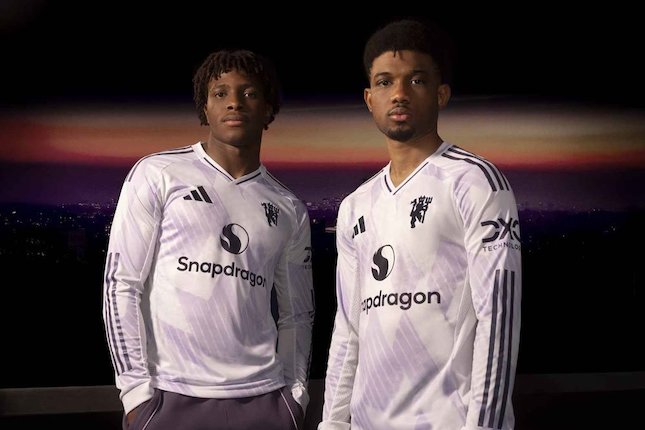 Teknologi Modern dan Debut Melawan Leeds Teknologi Modern dan Debut Melawan Leeds