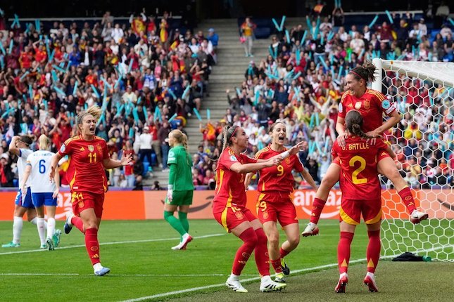 Spanyol Sempat Unggul, Inggris Bangkit di Babak Kedua Spanyol Sempat Unggul, Inggris Bangkit di Babak Kedua