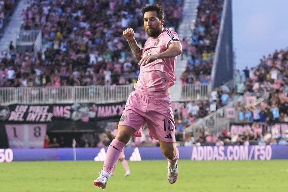 Lionel Messi lagi! Lionel Messi lagi!