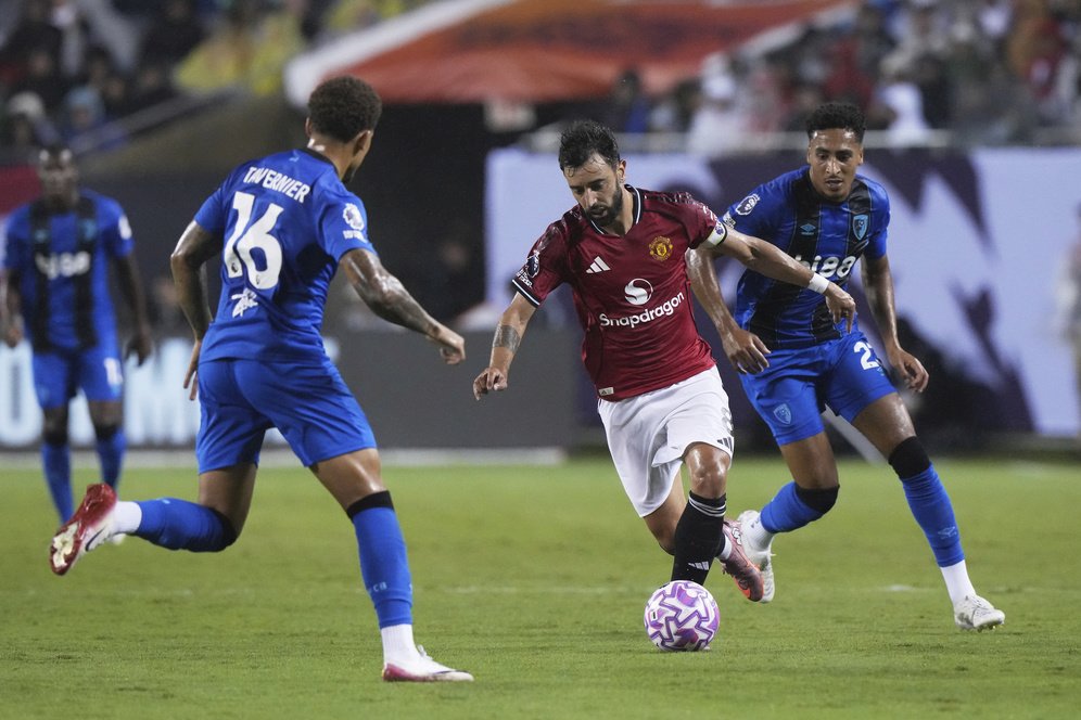 Uang Bukan Hambatan, Al Nassr Serius Incar Bruno Fernandes! Uang Bukan Hambatan, Al Nassr Serius Incar Bruno Fernandes!