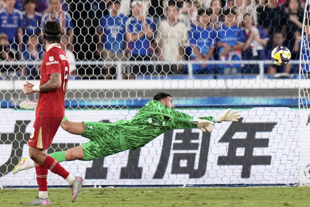 Giorgi Mamardashvili Tampil Cemerlang, Ancam Posisi Alisson di Liverpool