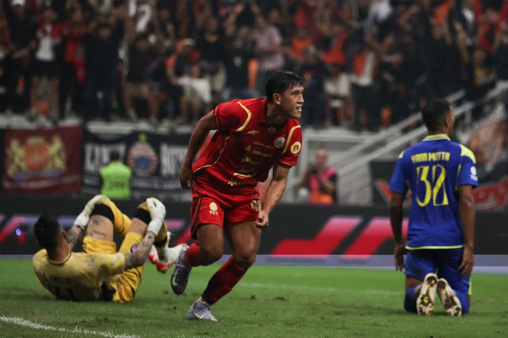 Persija Pamer Skuad dan Jersey Baru, Bungkam Arema FC di JIS Persija Pamer Skuad dan Jersey Baru, Bungkam Arema FC di JIS