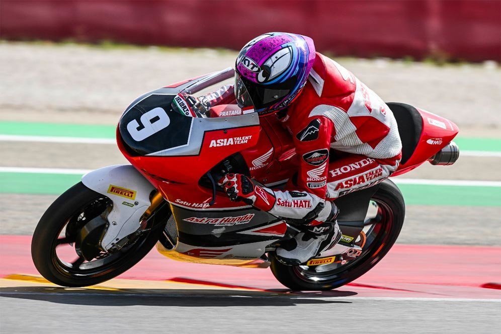 Hasil Race 2 JuniorGP Valencia 2025: Marco Morelli Menang Lagi, Veda Ega Pratama Jatuh