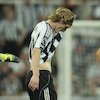 Legenda Arsenal Ini Soroti Kartu Merah Anthony Gordon Dalam Laga Panas Newcastle vs Liverpool: Itu Kartu Kuning