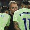 Flick Belum Temukan Formula Pas untuk Barcelona: Rencana Berantakan di Lini Belakang, Dilema di Lini Depan