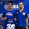 Arai Agaska Tiba di Valencia untuk Yamaha BLU CRU Master Camp 2025, Disambut Miguel Oliveira dan Remy Gardner