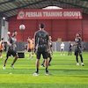 Cuaca Ekstrem Landa Jakarta, Skuad Persija Pilih Tak Latihan Outdoor Demi Keselamatan Cuaca Ekstrem Landa Jakarta, Skuad Persija Pilih Tak Latihan Outdoor Demi Keselamatan