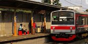 KRL Bogor-Jakarta Alami Gangguan, KAI Minta Maaf ke Masyarakat