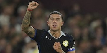 Enzo Fernandez Diam-Diam Tahan Sakit Cedera Lutut Sampai 4 Bulan Enzo Fernandez Diam-Diam Tahan Sakit Cedera Lutut Sampai 4 Bulan