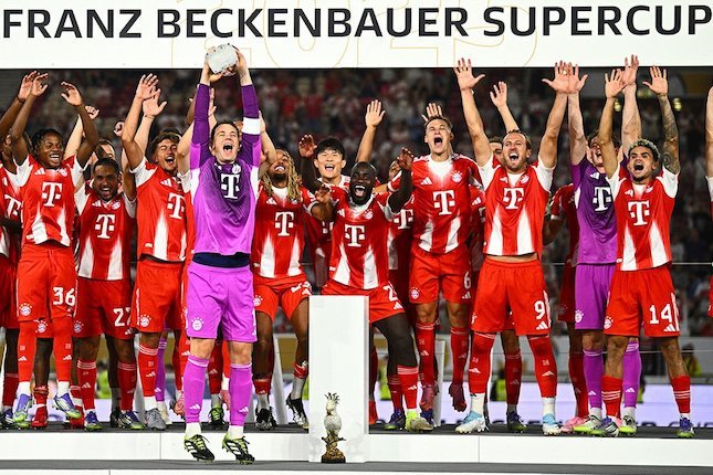 Diaz Cetak Gol dan Lakukan Selebrasi Tribut