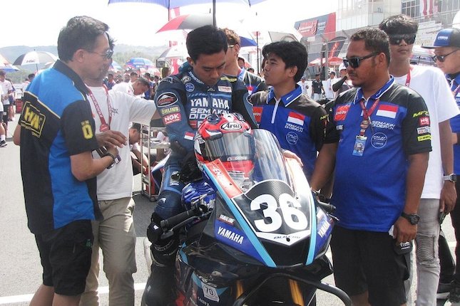 Performa Apik Yamaha Racing Indonesia Berujung Kecelakaan Jelang Finis