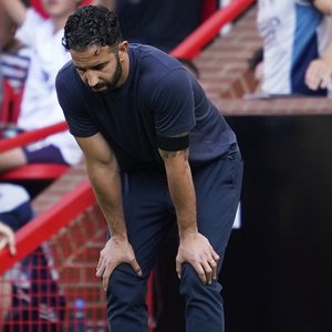 6 Pelatih Klub Eropa yang Kursinya Paling Goyang di Jeda Internasional September 2025: MU Jadi Pecat Ruben Amorim? 6 Pelatih Klub Eropa yang Kursinya Paling Goyang di Jeda Internasional September 2025: MU Jadi Pecat Ruben Amorim?