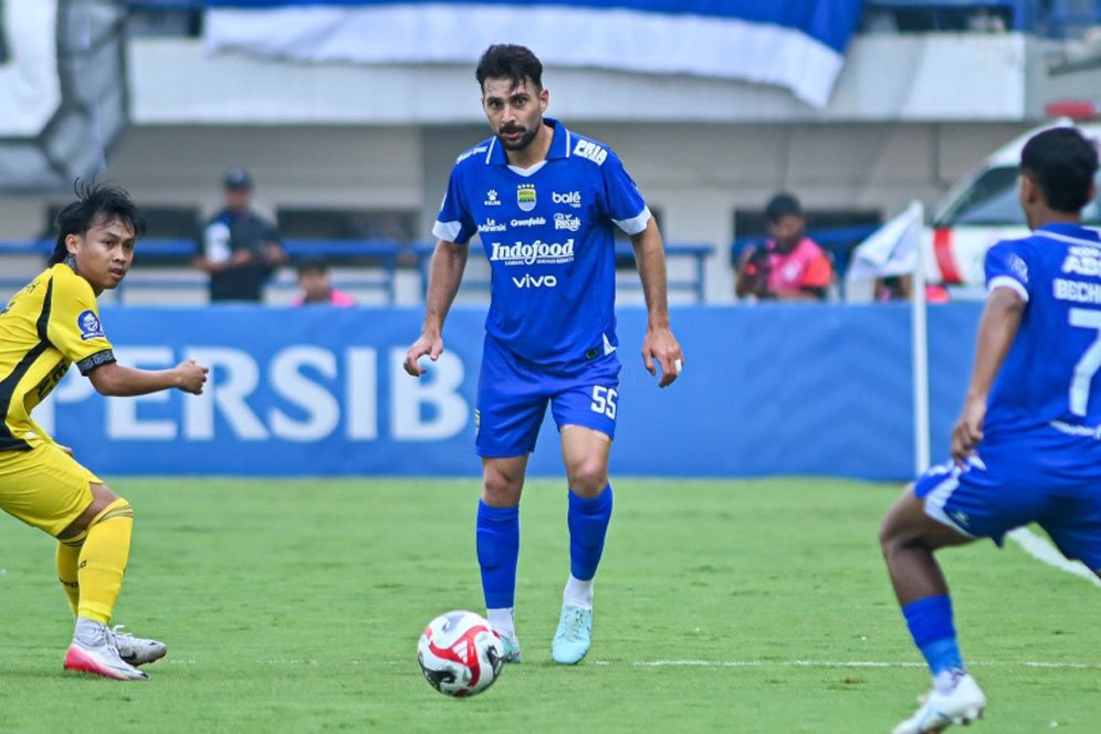 Frans Putros Dipanggil Timnas Irak, Bek Persib Bandung Bersiap Lawan Timnas Indonesia Frans Putros Dipanggil Timnas Irak, Bek Persib Bandung Bersiap Lawan Timnas Indonesia
