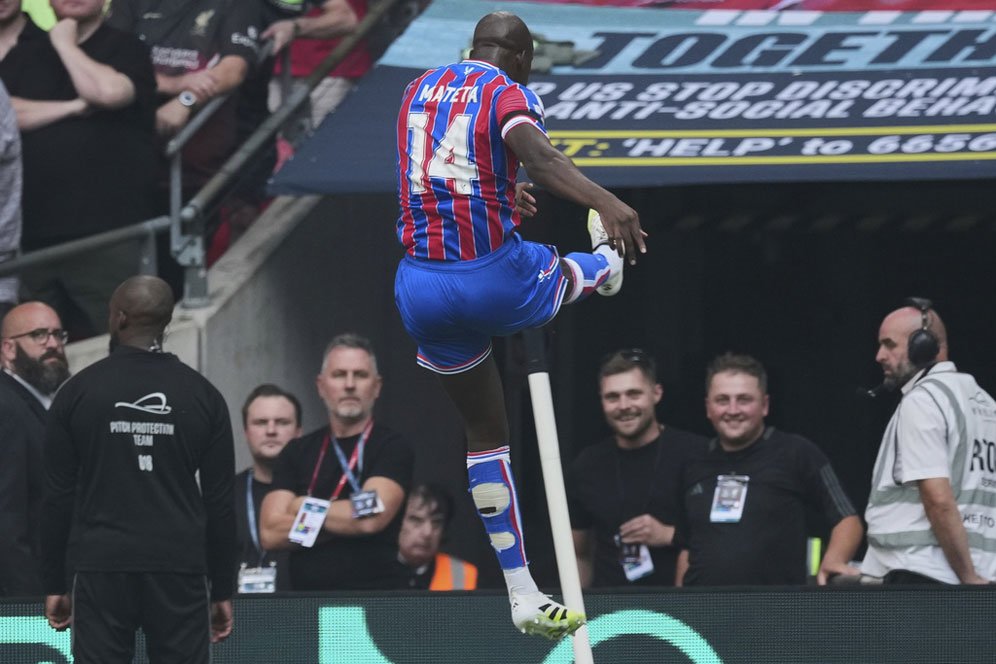 Hasil Community Shield Crystal Palace vs Liverpool: Gol Ekitike dan Frimpong tak Cukup, The Reds Ditumbangkan The Eagles Hasil Community Shield Crystal Palace vs Liverpool: Gol Ekitike dan Frimpong tak Cukup, The Reds Ditumbangkan The Eagles