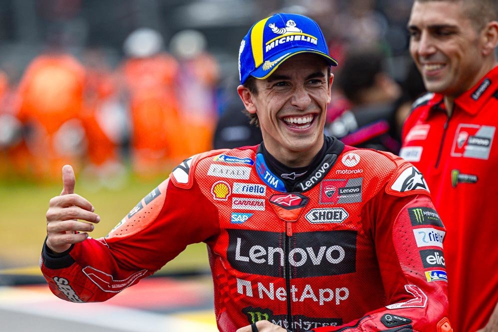 Giacomo Agostini Izinkan Marc Marquez Patahkan Rekornya, Minta Fans Italia Hentikan Cemoohan