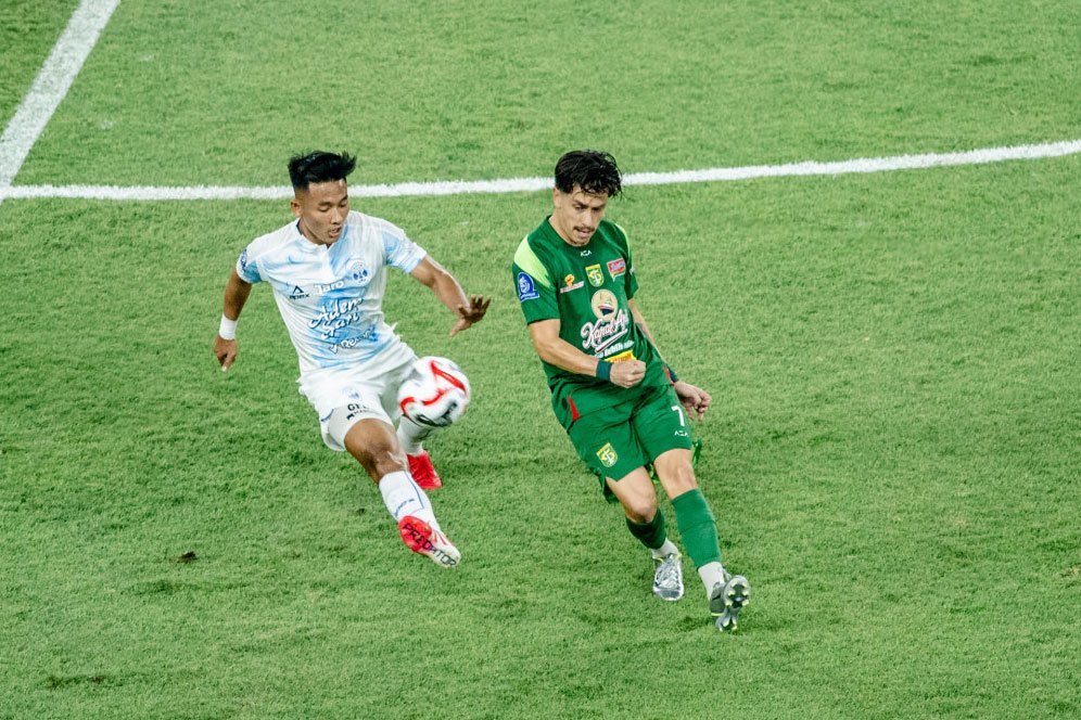 Hasil BRI Super League Persebaya vs Bali United: Bajul Ijo Akhiri Rekor 6 Kekalahan Beruntun!
