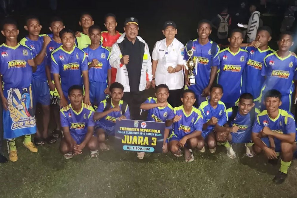 Kisah Inspiratif Orang Tua Siswa PFA Cari Bakat: Selamatkan Generasi Muda Papua Lewat SSB di Manokwari Kisah Inspiratif Orang Tua Siswa PFA Cari Bakat: Selamatkan Generasi Muda Papua Lewat SSB di Manokwari