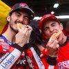 Momen Kocak Pecco Bagnaia Ajak Marc Marquez Makan Hot Dog Bareng untuk Rayakan Gelar Dunia