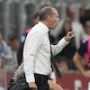 Amukan Massimiliano Allegri pada Wasit: Dapat Kartu Merah, Lalu Berkelakar Soal Jaketnya Usai AC Milan Tekuk Bologna
