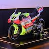 Valentino Rossi Resmikan Livery Spesial Pertamina Enduro VR46 Racing Team untuk MotoGP Indonesia 2025