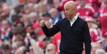 Peta Panas Pelatih Premier League: Slot Nyaman, Amorim di Ujung Tanduk