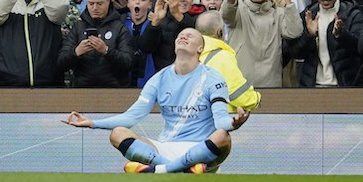 Erling Haaland Tampil Sebagai Joker di Manchester: Rayakan Halloween Sambil Belanja Popok Erling Haaland Tampil Sebagai Joker di Manchester: Rayakan Halloween Sambil Belanja Popok