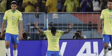 Estevao Diklaim Bakal Sejago Vinicius Junior, Sepakat? Estevao Diklaim Bakal Sejago Vinicius Junior, Sepakat?