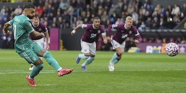 Drama Menit Akhir Lagi! Liverpool Ukir Rekor Premier League Usai Kalahkan Burnley Drama Menit Akhir Lagi! Liverpool Ukir Rekor Premier League Usai Kalahkan Burnley