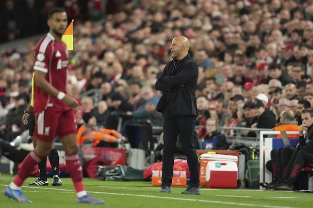 Slot Ingatkan Proses Adaptasi