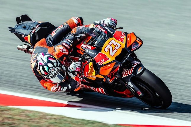 Tak Menyangka Bisa Naik Podium