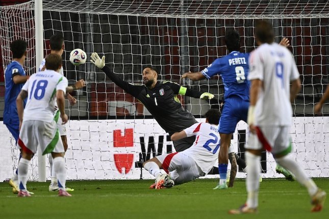 Kiper dan Bek Italia