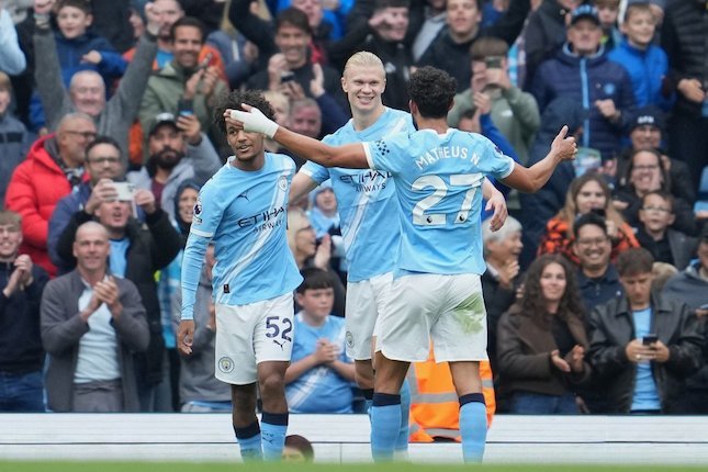 Sejajar dengan Para Legenda City