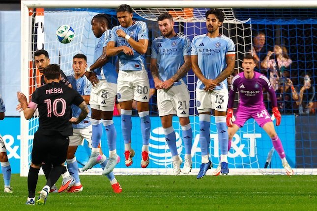 Messi Bawa Inter Miami ke Playoff