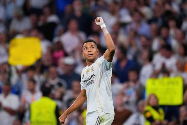 Mbappe Sang Pahlawan