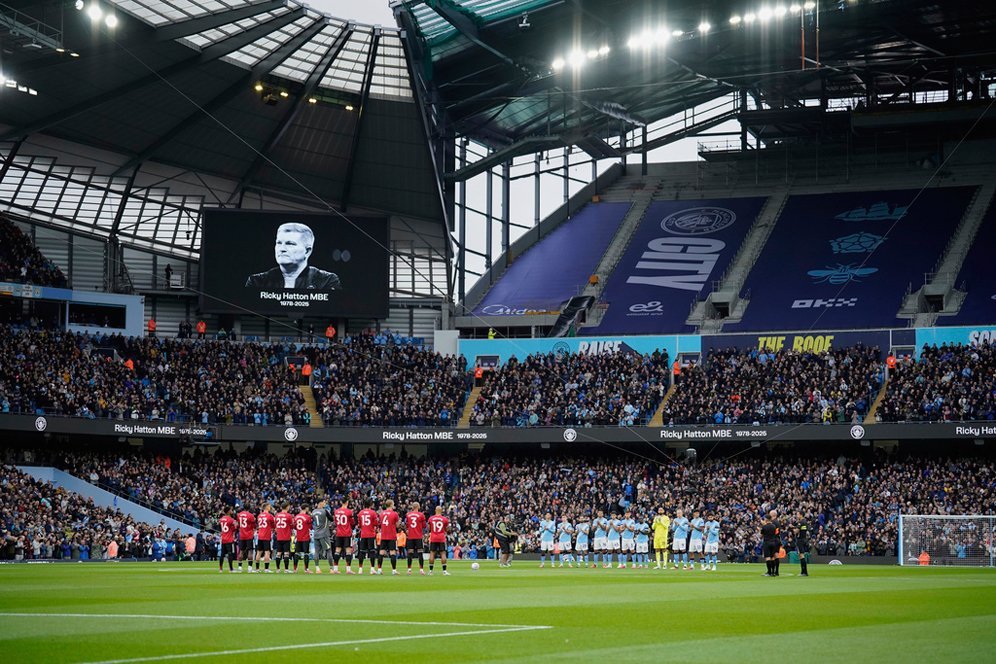 Ikon Tinju Inggris Ricky Hatton Tutup Usia, Legenda Man City dan MU Ikut Berduka Ikon Tinju Inggris Ricky Hatton Tutup Usia, Legenda Man City dan MU Ikut Berduka