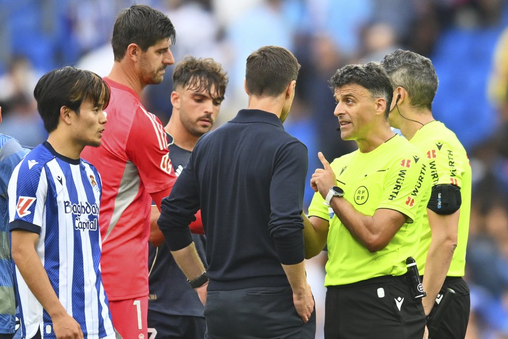 Real Madrid Siapkan 'Buku Dosa' Wasit 20 Tahun untuk Dilaporkan ke FIFA, Seret Nama Barcelona!
