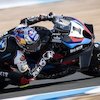 Hasil Race 2 WorldSBK Spanyol 2025: Nicolo Bulega Menang, Toprak Razgatlioglu Juara Dunia
