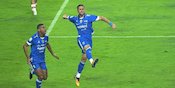 Hasil Persib Bandung vs Persis Solo: Luciano Guaycochea Kartu Merah, Pangeran Biru Justru Menang 2-0 Hasil Persib Bandung vs Persis Solo: Luciano Guaycochea Kartu Merah, Pangeran Biru Justru Menang 2-0