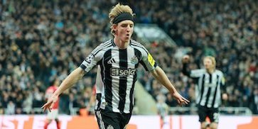 Hasil Newcastle vs Benfica: Malam Sempurna di St. James Park, Sejarah Anthony Gordon Hasil Newcastle vs Benfica: Malam Sempurna di St. James Park, Sejarah Anthony Gordon