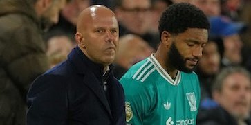 Liverpool Kacau dan Kalah Segalanya: Slot Harus Bercermin, Bukan Menyalahkan Lawan Liverpool Kacau dan Kalah Segalanya: Slot Harus Bercermin, Bukan Menyalahkan Lawan