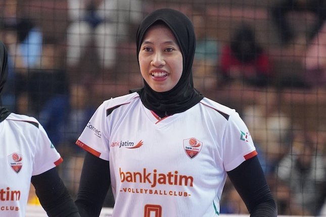 Megawati Klarifikasi: Keputusan Ini Murni dari Saya Megawati Hangestri Pertiwi saat membela Surabaya Bank Jatim di Livoli Divisi Utama 2025. (c) MOJI