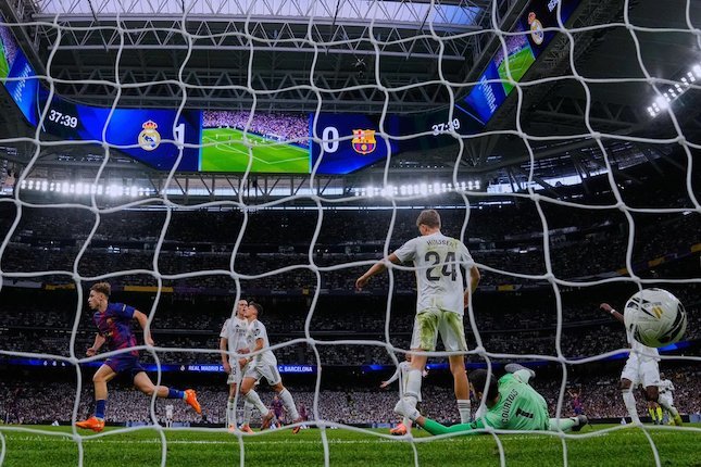 Barcelona: Ketimpangan dan Ketiadaan Barcelona: Ketimpangan dan Ketiadaan
