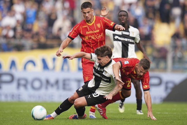 Lecce Curi Kemenangan Pertama di Markas Parma