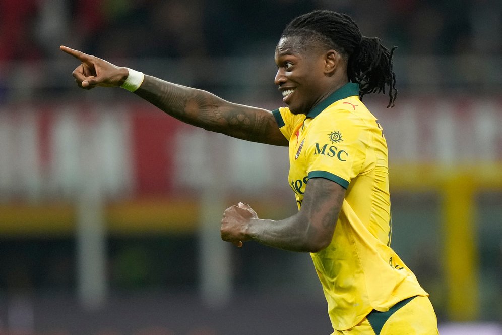 Hasil AC Milan vs Fiorentina: Dua Gol Leao dan Bantuan VAR Antar Rossoneri ke Puncak Serie A Hasil AC Milan vs Fiorentina: Dua Gol Leao dan Bantuan VAR Antar Rossoneri ke Puncak Serie A