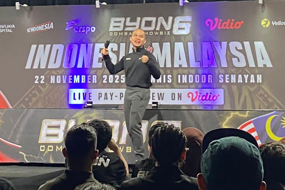 Byon Combat Showbiz Vol. 6 di Vidio: Indonesia Vs Malaysia, Rivalitas Dua Negara Kembali Membara! Byon Combat Showbiz Vol. 6 di Vidio: Indonesia Vs Malaysia, Rivalitas Dua Negara Kembali Membara!