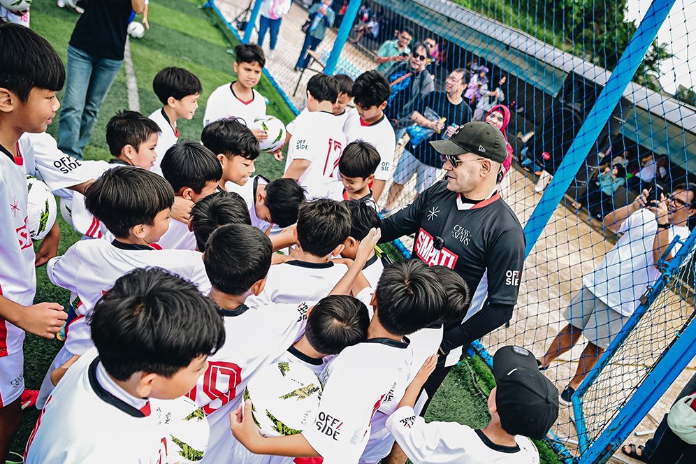 Eks Striker Naturalisasi Timnas Indonesia Bimbing 50 Pemain Muda dalam Class of Stars Jelang Kedatangan Eks Bintang Manchester United Eks Striker Naturalisasi Timnas Indonesia Bimbing 50 Pemain Muda dalam Class of Stars Jelang Kedatangan Eks Bintang Manchester United